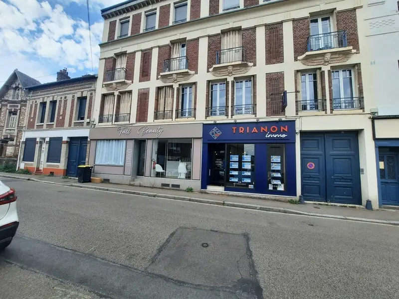 Vitrine / Pas de TVA.