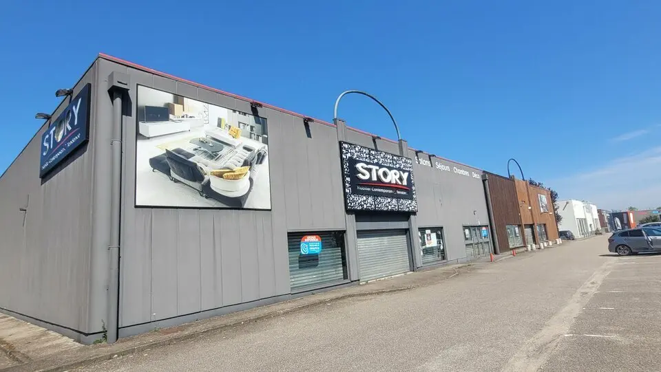 A louer Local commercial  1425m² Barentin