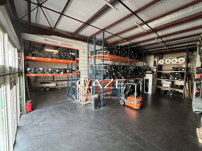 LOCAL D'ACTIVITE - SHOWROOM 