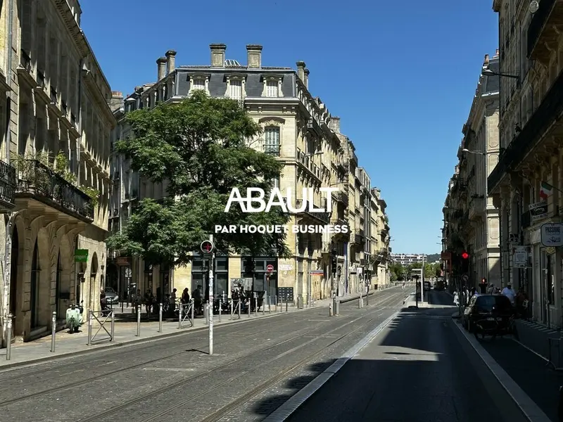 A VENDRE MURS COMMERCIAUX OCCUPÉS / CENTRE DE BORDEAUX - 44m² ENVIRON