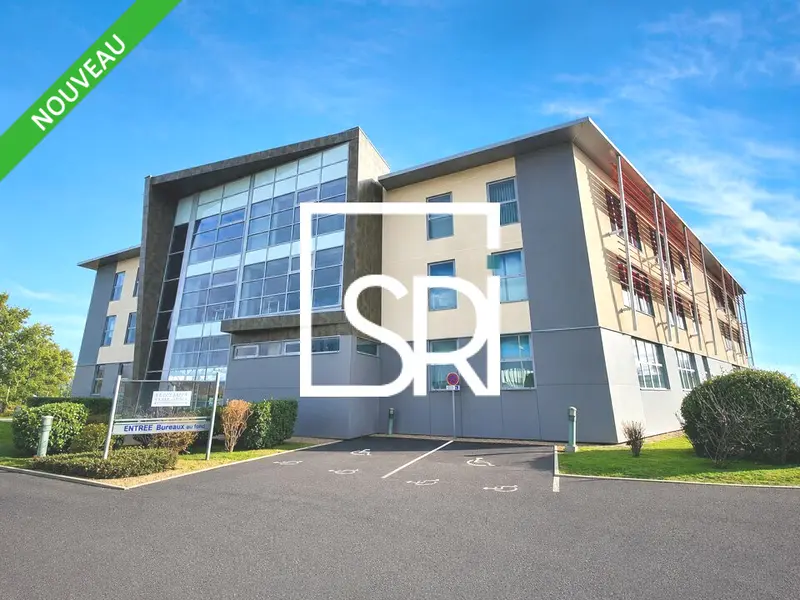 A louer Bureaux 2984m² Clermont-Ferrand