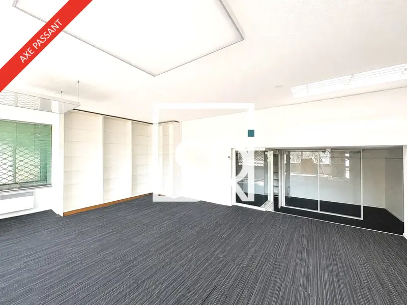 VENTE LOCAL COMMERCIAL 147 M2 - AVENUE PASSANTE - 63400 CHAMALIERES 