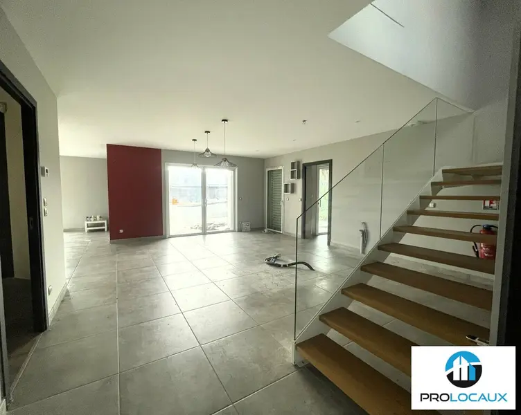 A vendre Locaux d'activité 1315m² Villefranche-sur-Saône