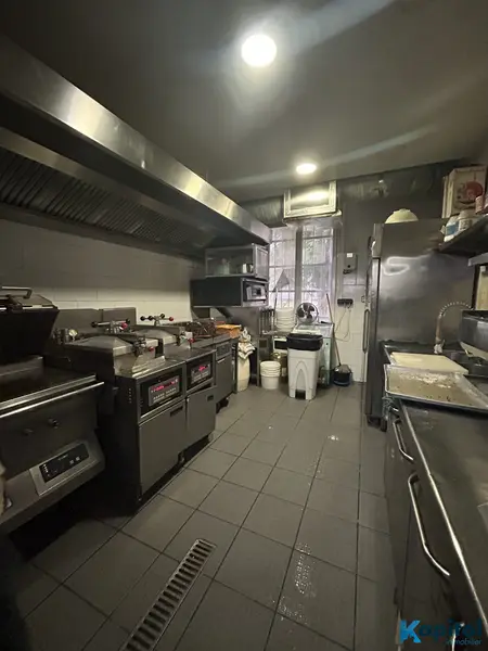 Restaurant exceptionnel - Issy les Moulineaux - Quartier dynamique