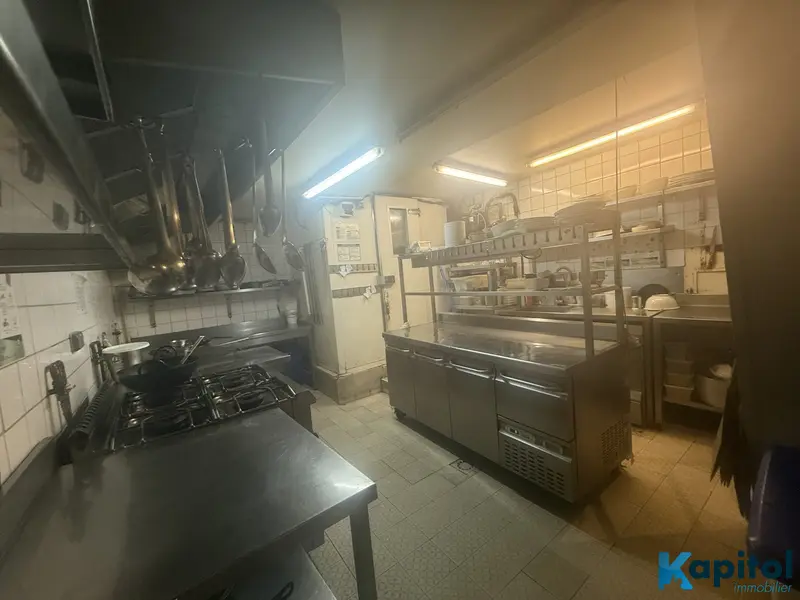 Restaurant  130M²  - Paris 14 - mini loyer de 864 € CC