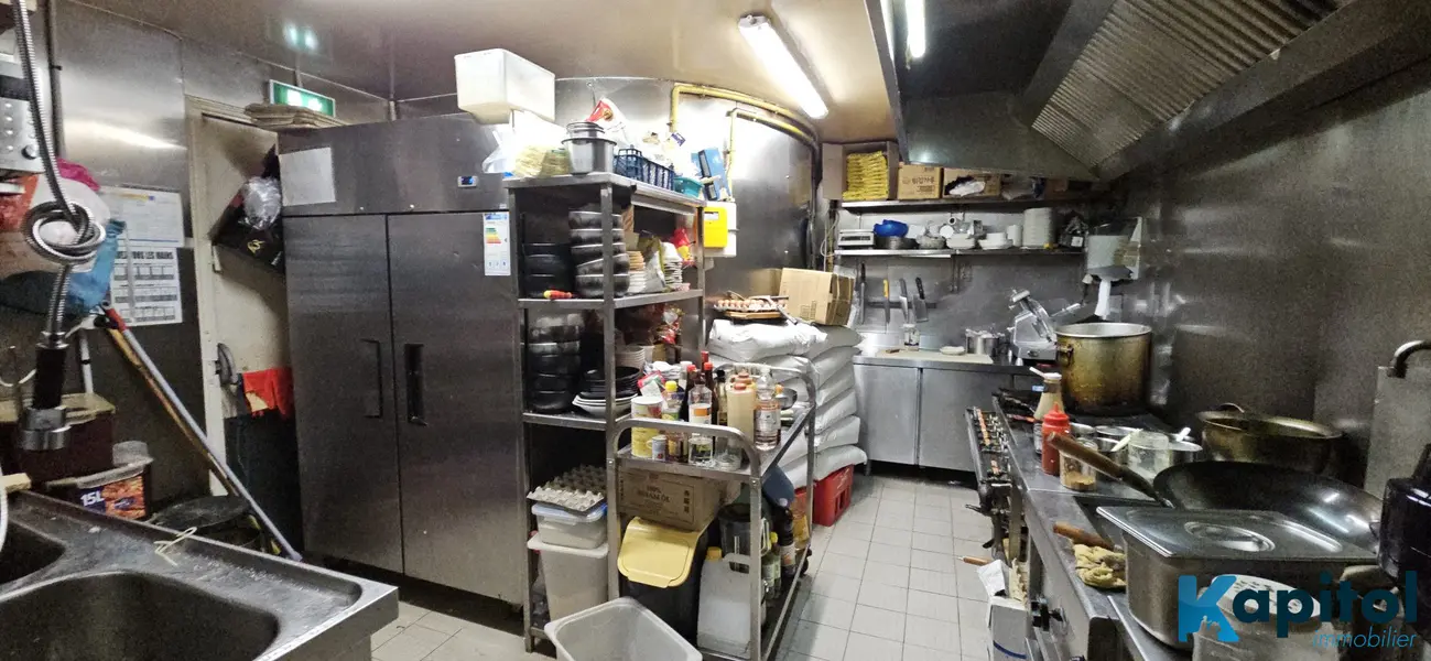 Beau Restaurant - 75011 Paris - Sortie de métro
