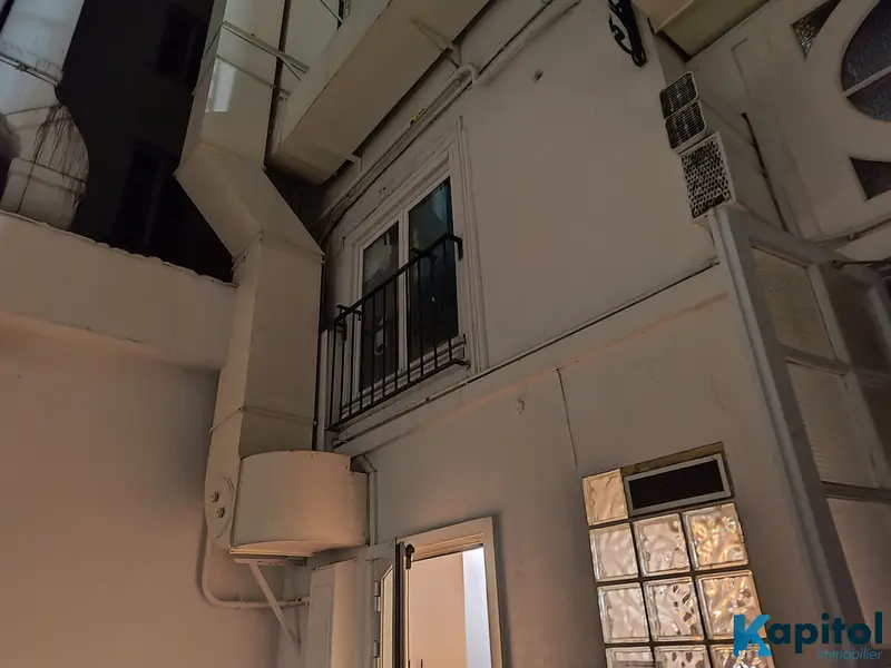 Beau Restaurant Paris 75001 - Quartier Animé d'Opéra