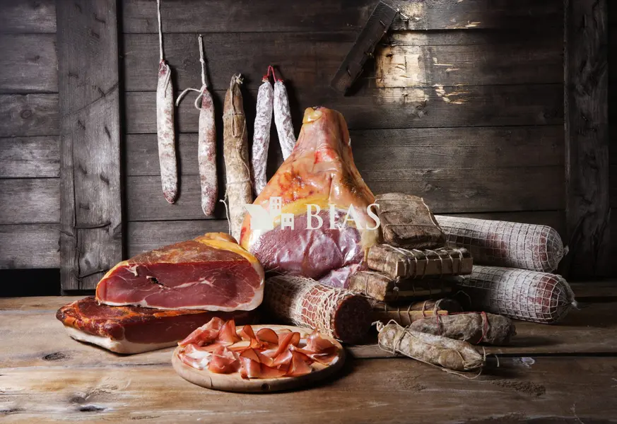 Ventes de 5 places de Marché + Laboratoire