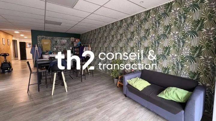 LOCAL COMMERCIAL + ENTREPOT AVEC MEZZANINE